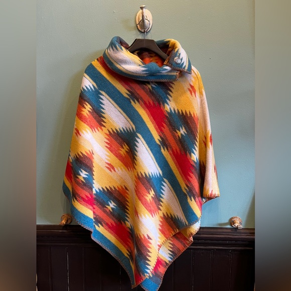 Rhonda Stark Western Southwestern Pattern Wool Blend Turtleneck Poncho Cape - Picture 13 of 13